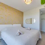 Edge Luxury Beachfront 2br With 3 Pools, Wellness, Gym דירה