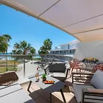 Edge Luxury Beachfront 2br With 3 Pools, Wellness, Gym אסטפונה
