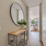 Edge Luxury Beachfront 2br With 3 Pools, Wellness, Gym אסטפונה