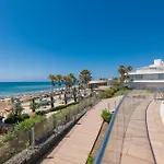 דירה Edge Luxury Beachfront 2br With 3 Pools, Wellness, Gym אסטפונה