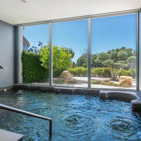 Edge Luxury Beachfront 2br With 3 Pools, Wellness, Gym Apartmán